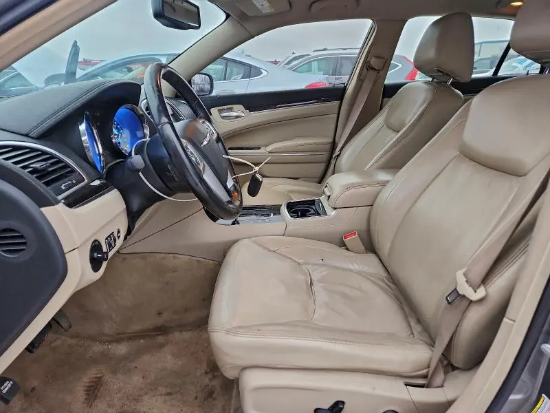 2011 CHRYSLER 300 LIMITED  