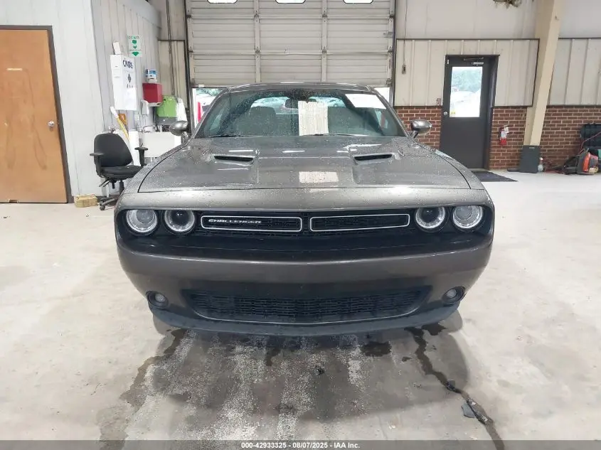 2017 DODGE CHALLENGER SXT PLUS