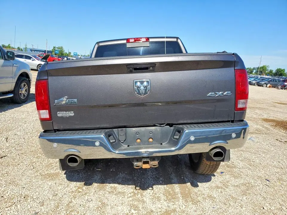 2017 RAM 1500 SLT  