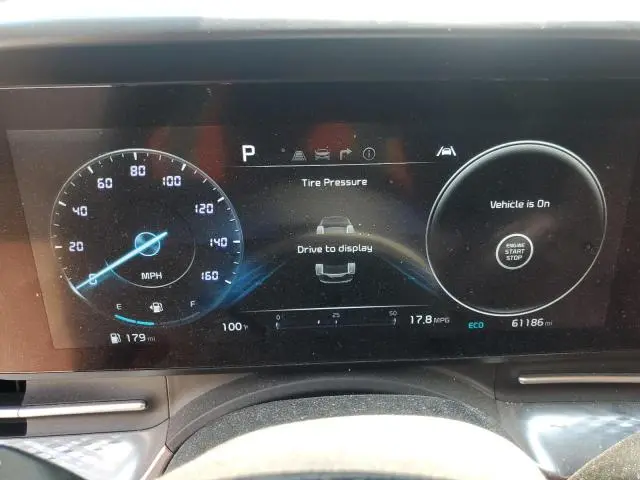 2023 KIA CARNIVAL SX  