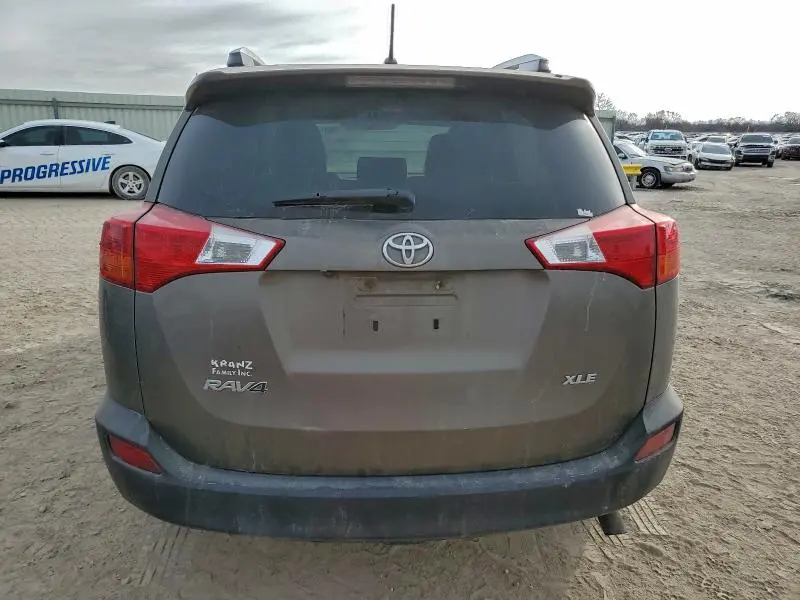 2013 TOYOTA RAV4 XLE  