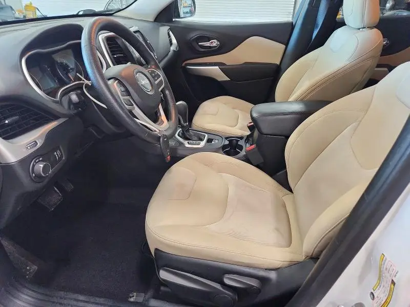 2017 JEEP CHEROKEE SPORT  