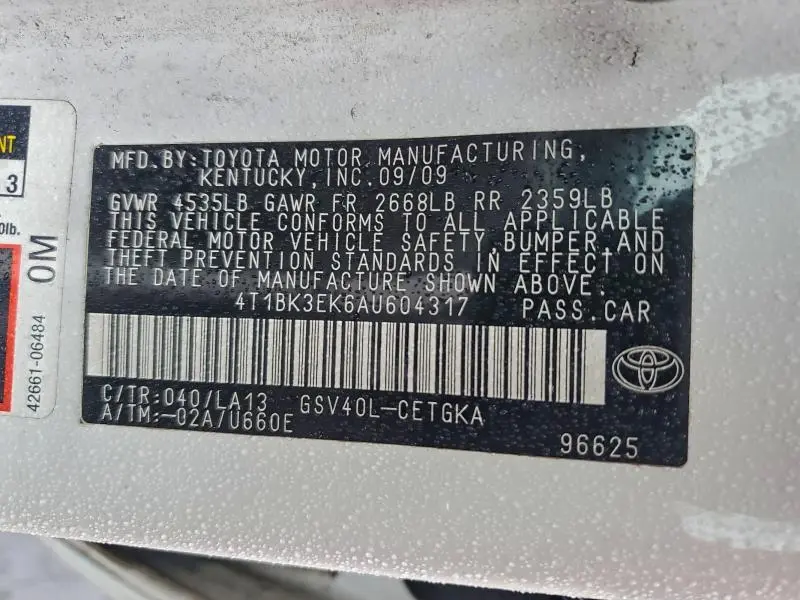 2010 TOYOTA CAMRY SE  