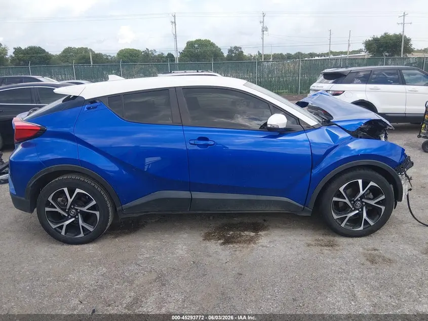 2018 TOYOTA C-HR XLE PREMIUM