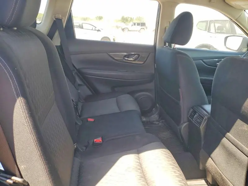 2017 NISSAN ROGUE S  