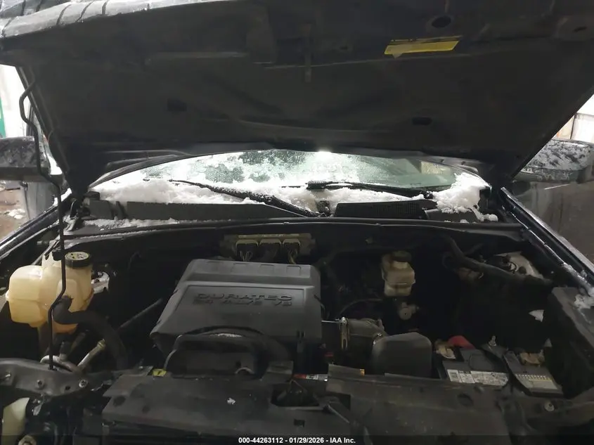 2010 FORD ESCAPE LIMITED