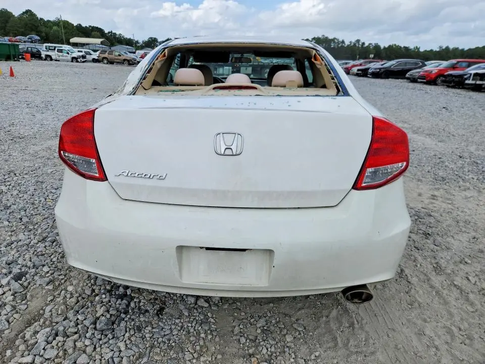 2011 HONDA ACCORD LX-S  