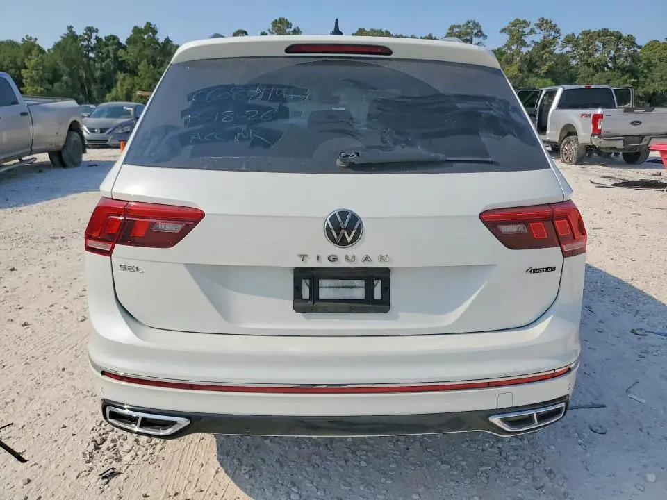 2022 VOLKSWAGEN TIGUAN SEL R-LINE  