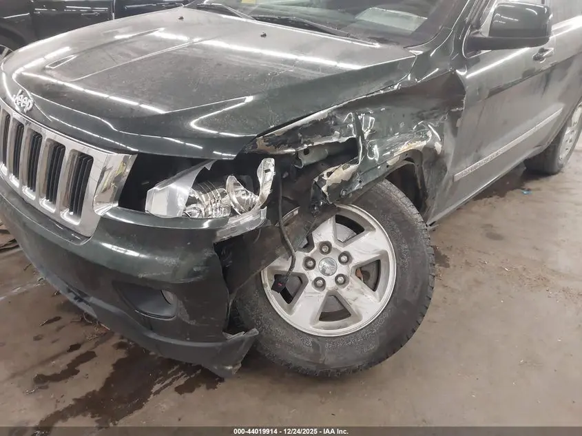 2011 JEEP GRAND CHEROKEE LAREDO