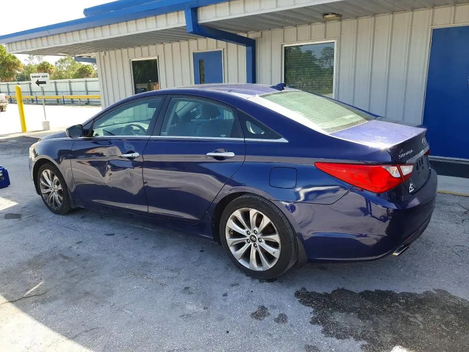 2013 HYUNDAI SONATA SE  