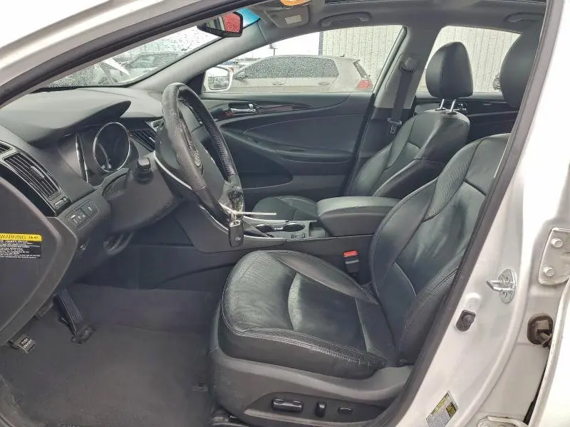 2012 HYUNDAI SONATA SE  