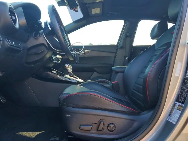 2024 KIA FORTE GT  
