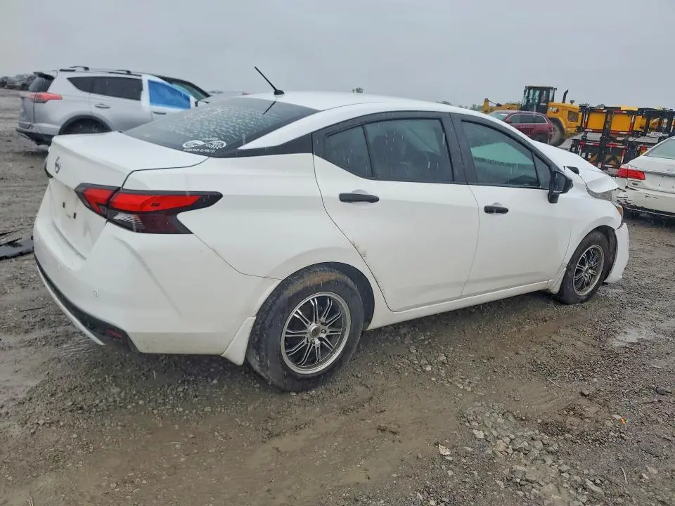 2020 NISSAN VERSA BASE   