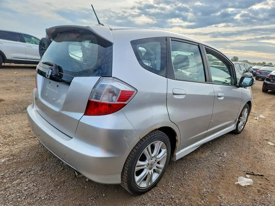 2011 HONDA FIT SPORT  