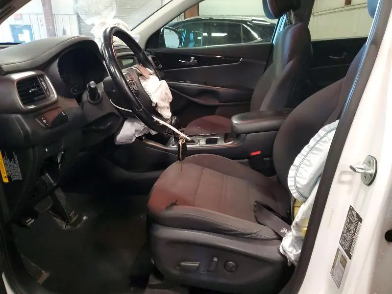 2016 KIA SORENTO LX  