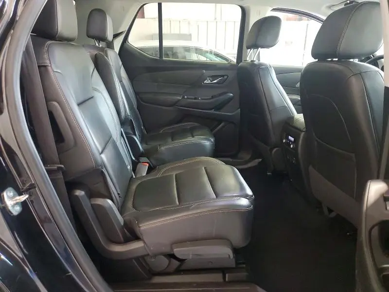 2020 CHEVROLET TRAVERSE LT  