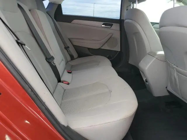 2018 HYUNDAI SONATA SE  