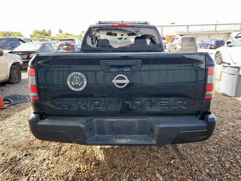 2024 NISSAN FRONTIER S  