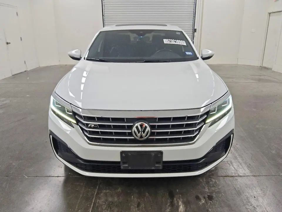 2021 VOLKSWAGEN PASSAT R-LINE  