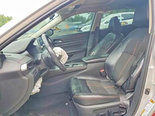 2019 NISSAN ALTIMA SR  