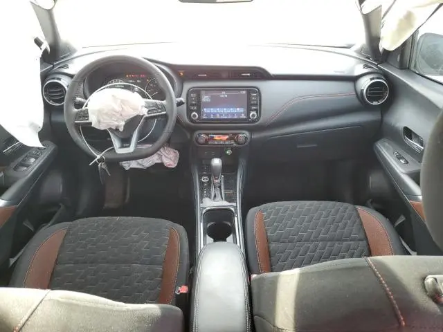 2023 NISSAN KICKS SR  
