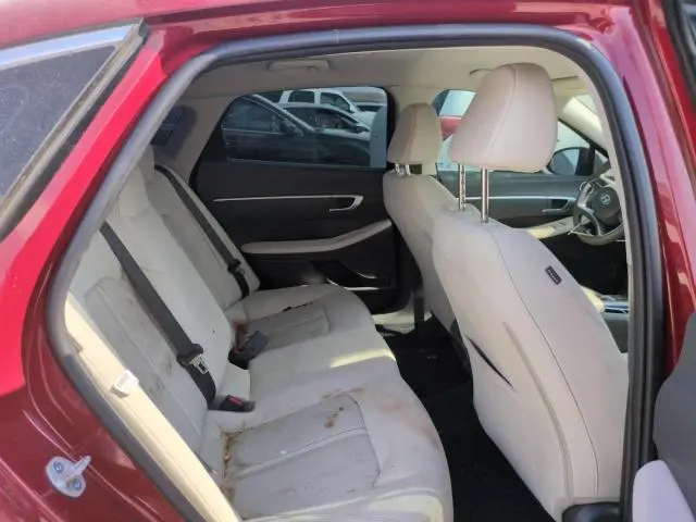 2023 HYUNDAI SONATA SE  