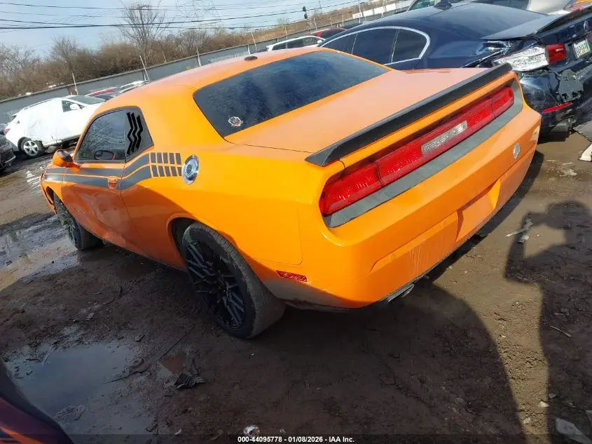 2014 DODGE CHALLENGER SXT PLUS