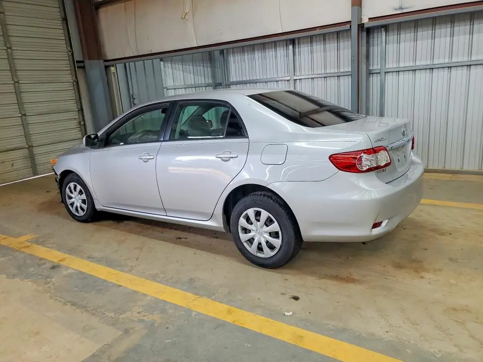 2011 TOYOTA COROLLA LE  