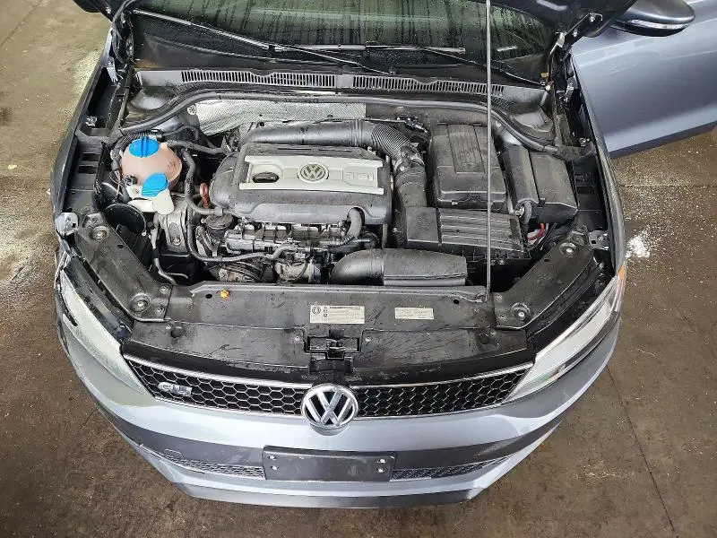 2012 VOLKSWAGEN JETTA GLI  