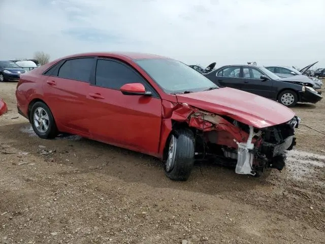 2022 HYUNDAI ELANTRA SE  