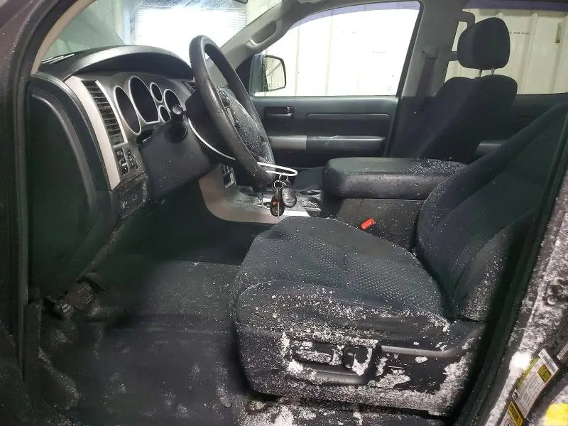 2011 TOYOTA TUNDRA CREWMAX SR5  