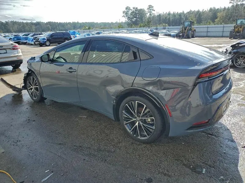 2026 TOYOTA PRIUS LE  