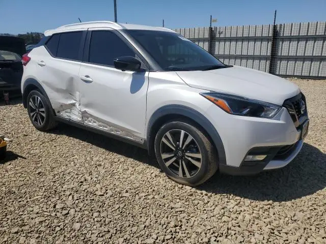 2020 NISSAN KICKS SR  