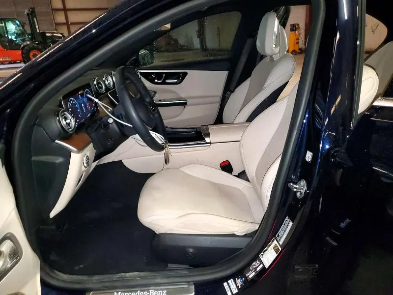 2022 MERCEDES-BENZ C 300  