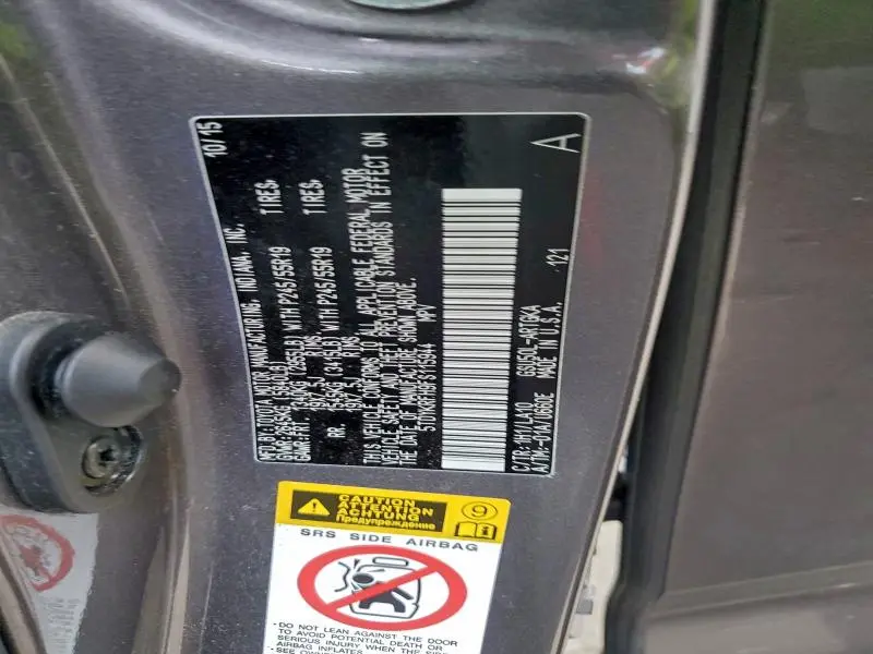 2015 TOYOTA HIGHLANDER LIMITED  