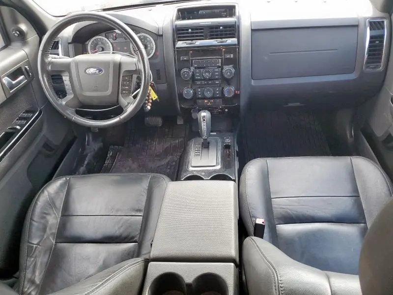 2010 FORD ESCAPE LIMITED  