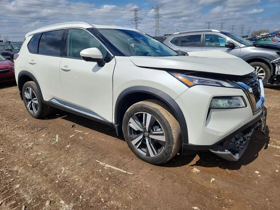 2021 NISSAN ROGUE SL  