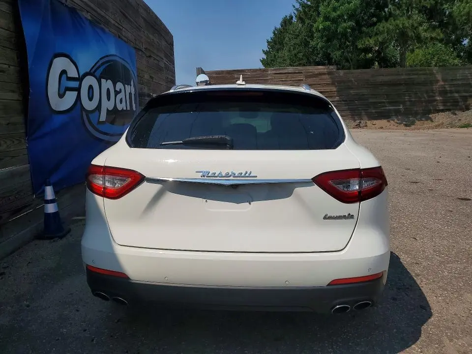 2017 MASERATI LEVANTE S  