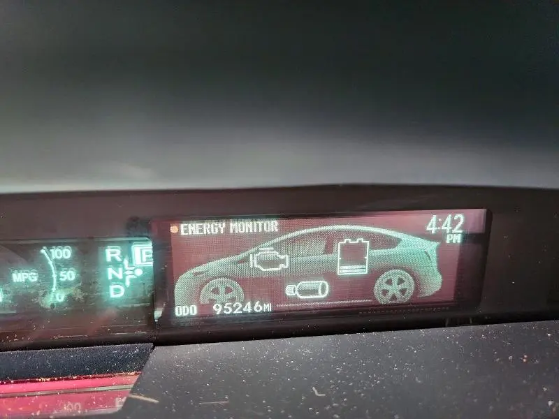 2013 TOYOTA PRIUS TWO  