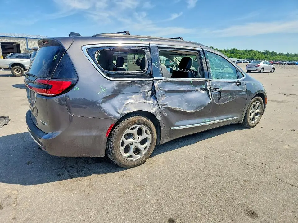 2023 CHRYSLER PACIFICA LIMITED  