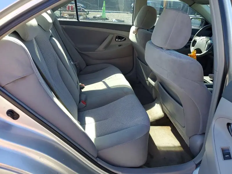 2011 TOYOTA CAMRY LE  
