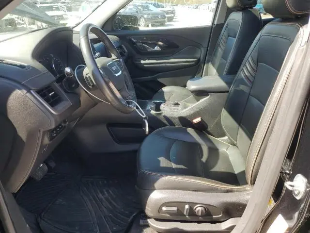 2022 GMC TERRAIN AT4  