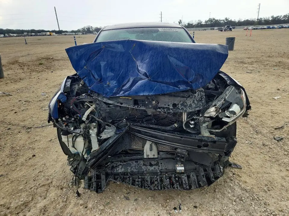 2018 NISSAN SENTRA SR  