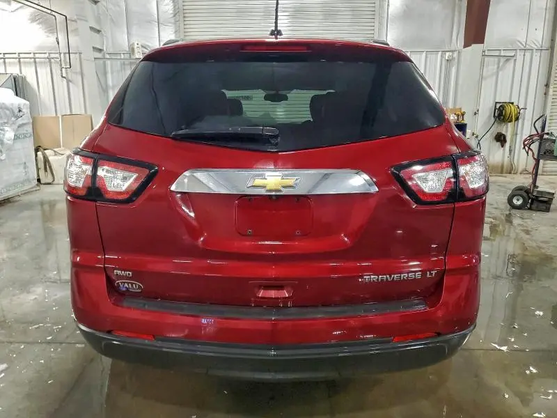 2016 CHEVROLET TRAVERSE LT  