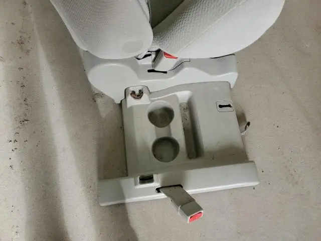 2014 TOYOTA SIENNA LE