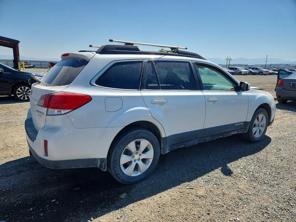 2010 SUBARU OUTBACK 2.5I PREMIUM  