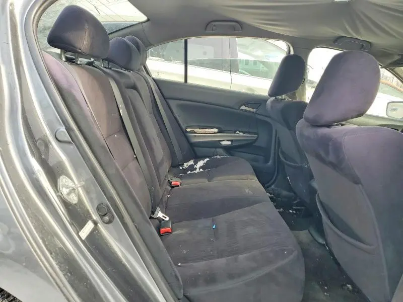 2011 HONDA ACCORD LX  