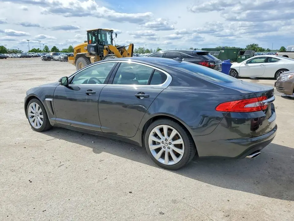2013 JAGUAR XF   