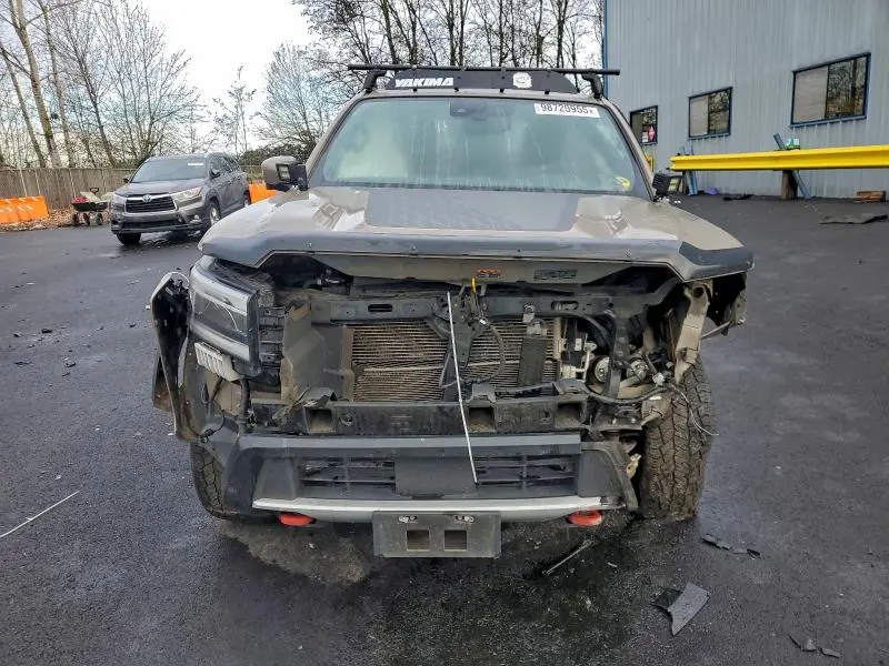 2022 NISSAN FRONTIER S  