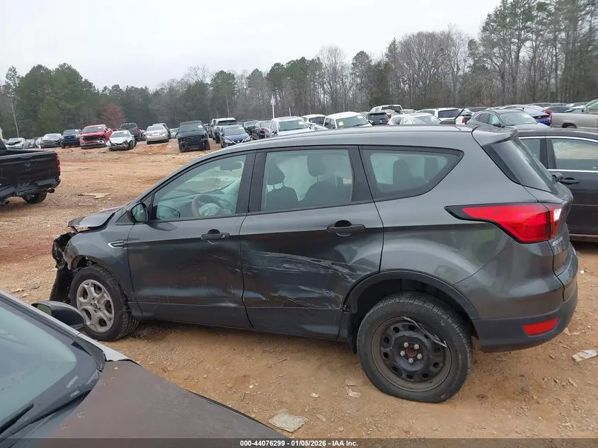 2019 FORD ESCAPE S